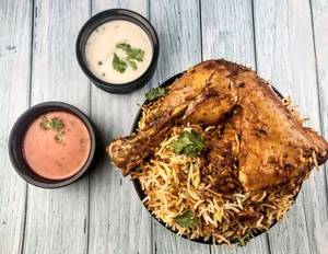 Hyderabad Chicken Dum Biryani